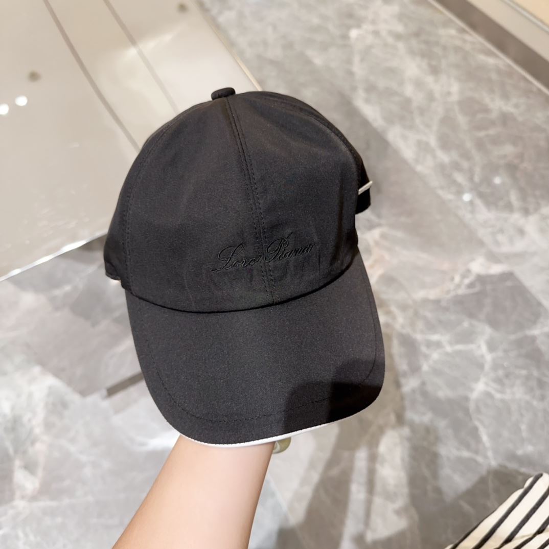 Loro Piana Caps